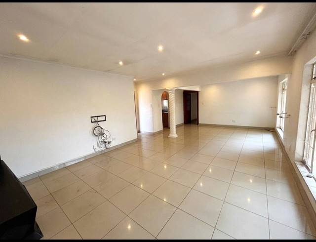 3 BEDROOM HOUSE TO LET IN ARCON PARK